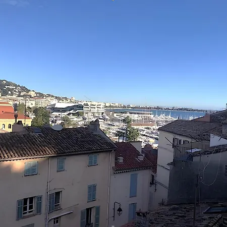 L'illusioniste Vue Dans Le Suquet Cannes
